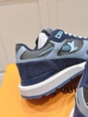 wholesale quality men's louis vuitton run way sneakers model no. 811